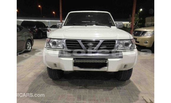 Buy Import Nissan Patrol White Car in Import - Dubai in Marquesas Buy Import Nissan Patrol White Car in Import - Dubai in Marquesas