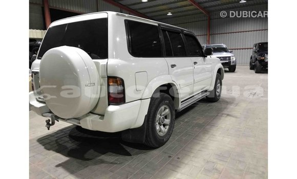 Buy Import Nissan Patrol White Car in Import - Dubai in Marquesas Buy Import Nissan Patrol White Car in Import - Dubai in Marquesas