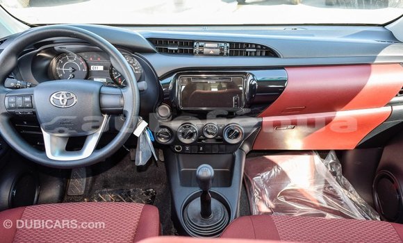 Buy Import Toyota Hilux White Car in Import - Dubai in Marquesas Buy Import Toyota Hilux White Car in Import - Dubai in Marquesas