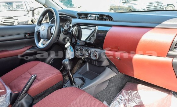 Buy Import Toyota Hilux White Car in Import - Dubai in Marquesas Buy Import Toyota Hilux White Car in Import - Dubai in Marquesas