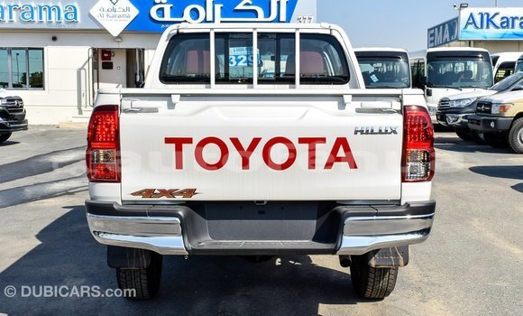 Buy Import Toyota Hilux White Car in Import - Dubai in Marquesas Buy Import Toyota Hilux White Car in Import - Dubai in Marquesas