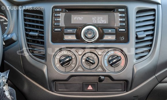 Buy Import Mitsubishi L200 White Car in Import - Dubai in Marquesas Buy Import Mitsubishi L200 White Car in Import - Dubai in Marquesas