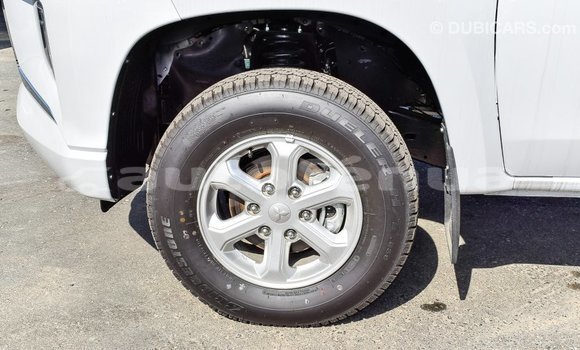Buy Import Mitsubishi L200 White Car in Import - Dubai in Marquesas Buy Import Mitsubishi L200 White Car in Import - Dubai in Marquesas