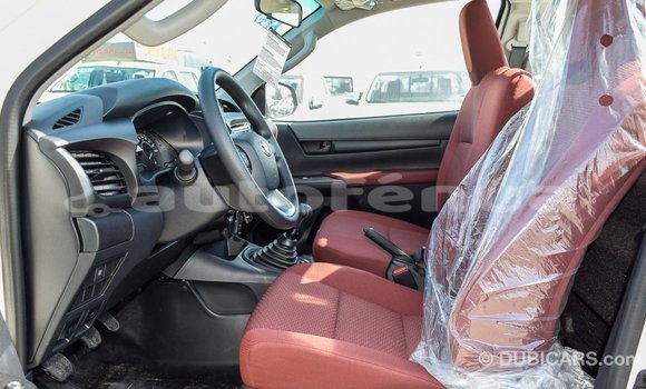 Buy Import Toyota Hilux White Car in Import - Dubai in Marquesas Buy Import Toyota Hilux White Car in Import - Dubai in Marquesas
