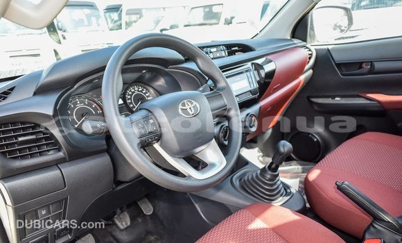 Buy Import Toyota Hilux White Car in Import - Dubai in Marquesas Buy Import Toyota Hilux White Car in Import - Dubai in Marquesas