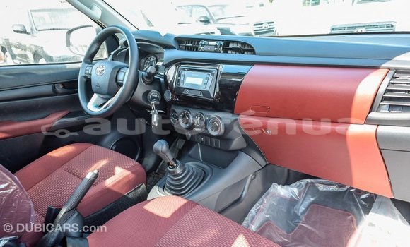 Buy Import Toyota Hilux White Car in Import - Dubai in Marquesas Buy Import Toyota Hilux White Car in Import - Dubai in Marquesas