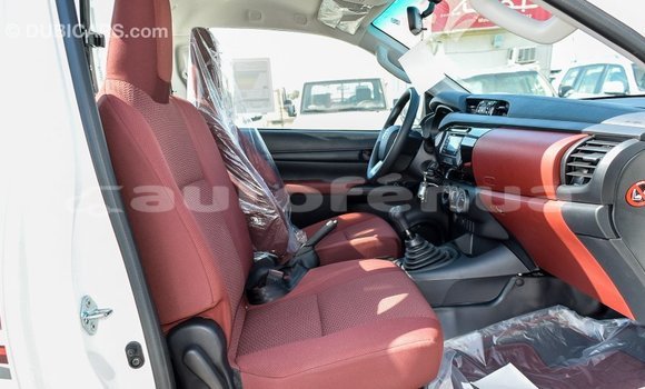 Buy Import Toyota Hilux White Car in Import - Dubai in Marquesas Buy Import Toyota Hilux White Car in Import - Dubai in Marquesas