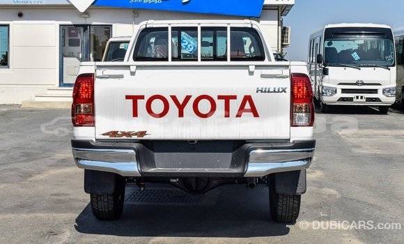 Buy Import Toyota Hilux White Car in Import - Dubai in Marquesas Buy Import Toyota Hilux White Car in Import - Dubai in Marquesas