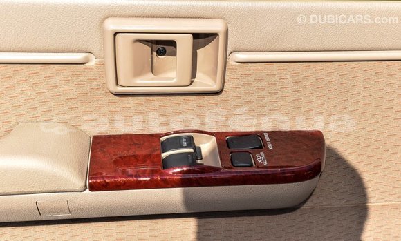 Buy Import Toyota Land Cruiser Beige Car in Import - Dubai in Marquesas Buy Import Toyota Land Cruiser Beige Car in Import - Dubai in Marquesas