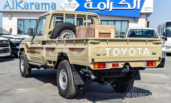 Buy Import Toyota Land Cruiser Beige Car in Import - Dubai in Marquesas Buy Import Toyota Land Cruiser Beige Car in Import - Dubai in Marquesas
