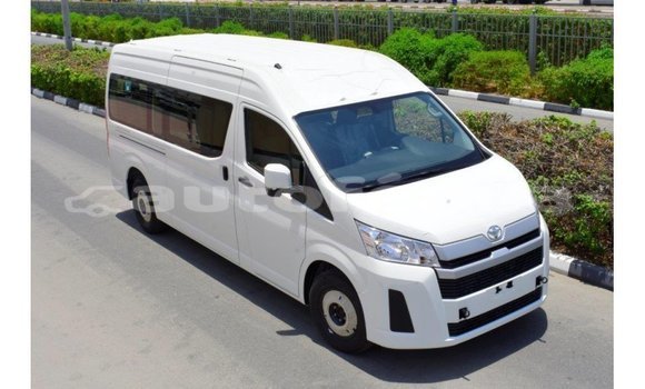Buy Import Toyota Hiace White Car in Import - Dubai in Marquesas Buy Import Toyota Hiace White Car in Import - Dubai in Marquesas