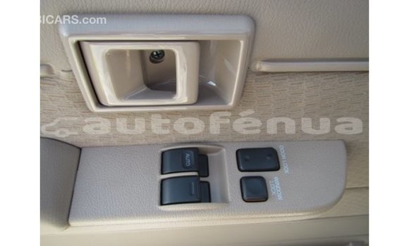 Acheter Import Voiture Toyota Land Cruiser Blanc à Import - Dubai, Marquesas Acheter Import Voiture Toyota Land Cruiser Blanc à Import - Dubai, Marquesas