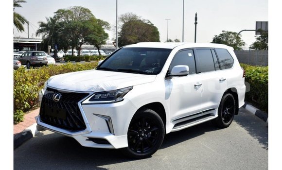 Buy Import Lexus LX White Car in Import - Dubai in Marquesas Buy Import Lexus LX White Car in Import - Dubai in Marquesas