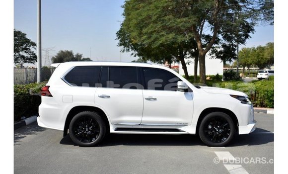 Buy Import Lexus LX White Car in Import - Dubai in Marquesas Buy Import Lexus LX White Car in Import - Dubai in Marquesas