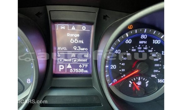 Acheter Import Voiture Hyundai Santa Fe Rouge à Import - Dubai, Marquesas Acheter Import Voiture Hyundai Santa Fe Rouge à Import - Dubai, Marquesas