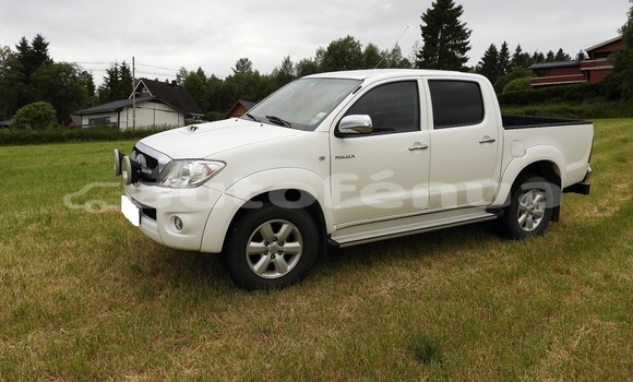 Acheter Occasion Voiture Toyota Hilux Blanc à Amaru, Tubuai Acheter Occasion Voiture Toyota Hilux Blanc à Amaru, Tubuai