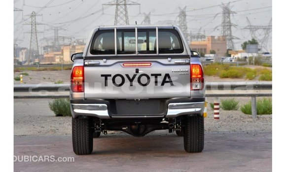 Buy Import Toyota Hilux Other Car in Import - Dubai in Marquesas Buy Import Toyota Hilux Other Car in Import - Dubai in Marquesas