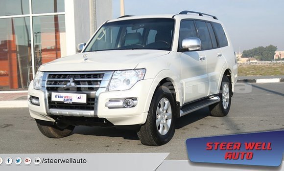 Acheter Import Voiture Mitsubishi Pajero Blanc à Import - Dubai, Marquesas Acheter Import Voiture Mitsubishi Pajero Blanc à Import - Dubai, Marquesas