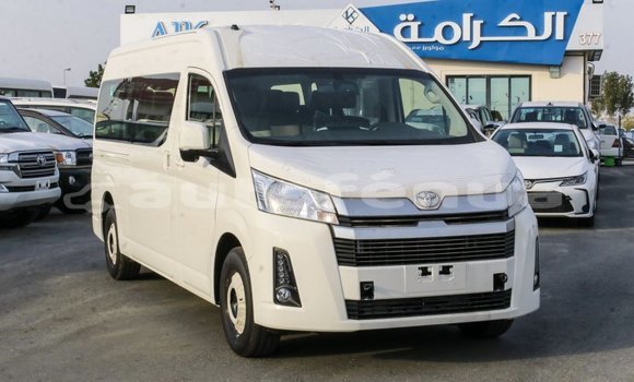 Acheter Import Voiture Toyota Hiace Blanc à Import - Dubai, Marquesas Acheter Import Voiture Toyota Hiace Blanc à Import - Dubai, Marquesas