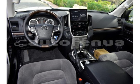Buy Import Toyota Land Cruiser Black Car in Import - Dubai in Marquesas Buy Import Toyota Land Cruiser Black Car in Import - Dubai in Marquesas