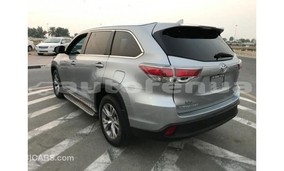Acheter Import Voiture Toyota Highlander Autre à Import - Dubai, Marquesas Acheter Import Voiture Toyota Highlander Autre à Import - Dubai, Marquesas