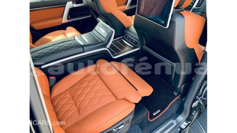 Big with watermark toyota land cruiser marquesas import dubai 2505