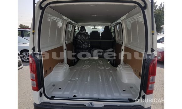 Buy Import Toyota Hiace White Car in Import - Dubai in Marquesas Buy Import Toyota Hiace White Car in Import - Dubai in Marquesas