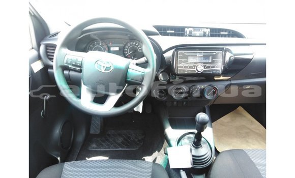 Buy Import Toyota Hilux White Car in Import - Dubai in Marquesas Buy Import Toyota Hilux White Car in Import - Dubai in Marquesas
