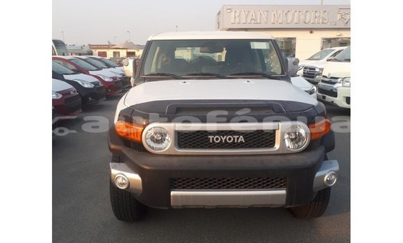 Acheter Import Voiture Toyota FJ Cruiser Noir à Import - Dubai, Marquesas Acheter Import Voiture Toyota FJ Cruiser Noir à Import - Dubai, Marquesas