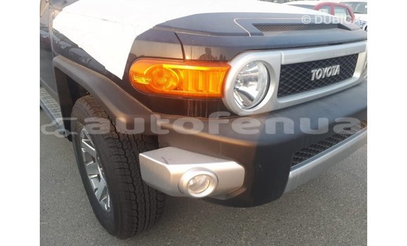 Acheter Import Voiture Toyota FJ Cruiser Noir à Import - Dubai, Marquesas Acheter Import Voiture Toyota FJ Cruiser Noir à Import - Dubai, Marquesas