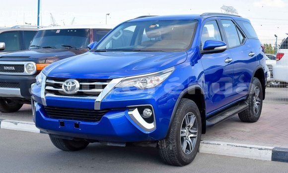 Acheter Import Voiture Toyota Fortuner Bleu à Import - Dubai, Marquesas Acheter Import Voiture Toyota Fortuner Bleu à Import - Dubai, Marquesas