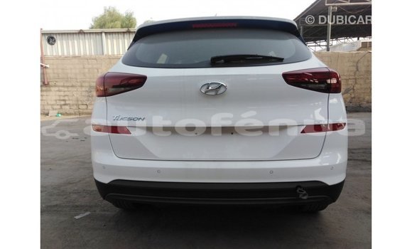 Buy Import Hyundai Tucson White Car in Import - Dubai in Marquesas Buy Import Hyundai Tucson White Car in Import - Dubai in Marquesas