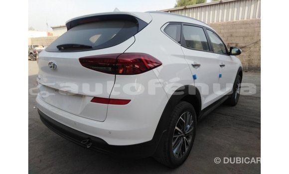 Buy Import Hyundai Tucson White Car in Import - Dubai in Marquesas Buy Import Hyundai Tucson White Car in Import - Dubai in Marquesas