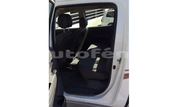 Buy Import Toyota Hilux White Car in Import - Dubai in Marquesas Buy Import Toyota Hilux White Car in Import - Dubai in Marquesas