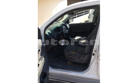 Buy Import Toyota Hilux White Car in Import - Dubai in Marquesas Buy Import Toyota Hilux White Car in Import - Dubai in Marquesas