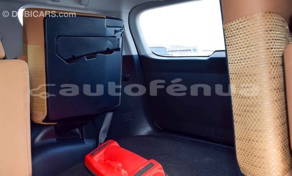 Acheter Import Voiture Toyota Fortuner Bleu à Import - Dubai, Marquesas Acheter Import Voiture Toyota Fortuner Bleu à Import - Dubai, Marquesas