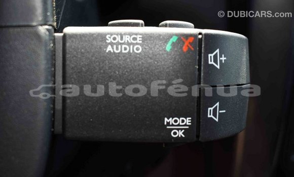 Acheter Import Voiture Renault Duster Noir à Import - Dubai, Marquesas Acheter Import Voiture Renault Duster Noir à Import - Dubai, Marquesas