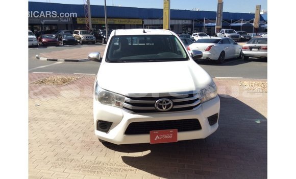 Buy Import Toyota Hilux White Car in Import - Dubai in Marquesas Buy Import Toyota Hilux White Car in Import - Dubai in Marquesas
