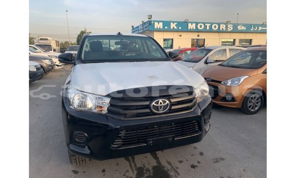 Buy Import Toyota Hilux Black Car in Import - Dubai in Marquesas Buy Import Toyota Hilux Black Car in Import - Dubai in Marquesas