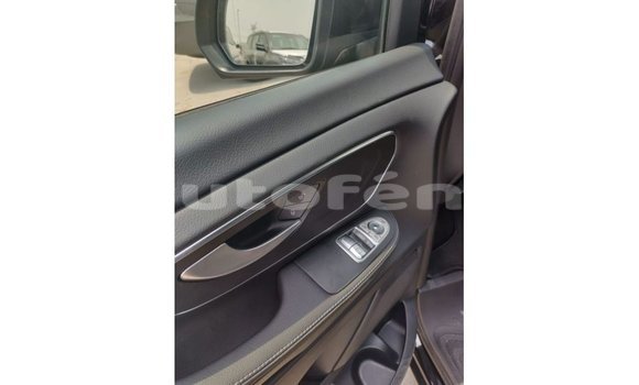 Buy Import Mercedes-Benz 250 Black Car in Import - Dubai in Marquesas Buy Import Mercedes-Benz 250 Black Car in Import - Dubai in Marquesas
