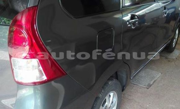 Buy Used Toyota Avanza Other Car in Tatakoto in Tuamotu