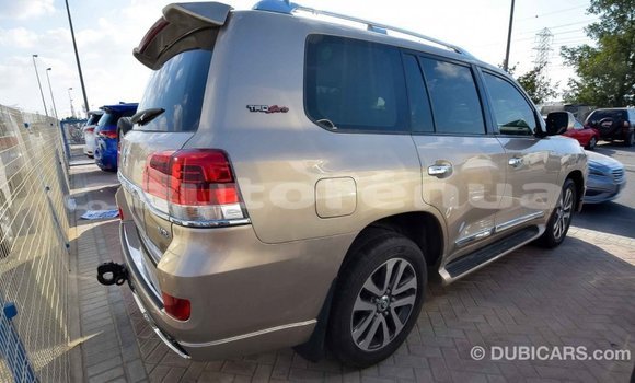 Buy Import Toyota Land Cruiser Other Car in Import - Dubai in Marquesas Buy Import Toyota Land Cruiser Other Car in Import - Dubai in Marquesas
