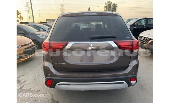 Buy Import Mitsubishi Outlander Brown Car in Import - Dubai in Marquesas Buy Import Mitsubishi Outlander Brown Car in Import - Dubai in Marquesas