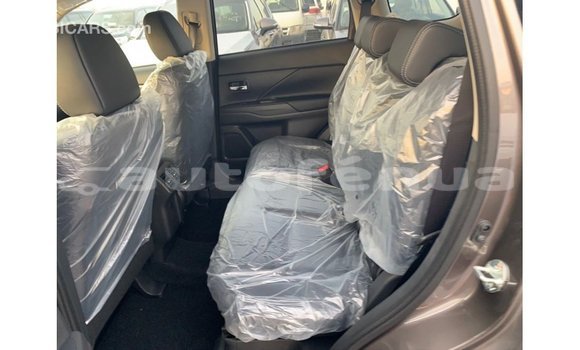 Buy Import Mitsubishi Outlander Brown Car in Import - Dubai in Marquesas Buy Import Mitsubishi Outlander Brown Car in Import - Dubai in Marquesas