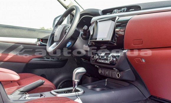 Acheter Import Voiture Toyota Hilux Blanc à Import - Dubai, Marquesas Acheter Import Voiture Toyota Hilux Blanc à Import - Dubai, Marquesas