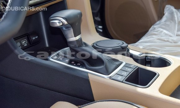 Acheter Import Voiture Kia Sportage Autre à Import - Dubai, Marquesas Acheter Import Voiture Kia Sportage Autre à Import - Dubai, Marquesas