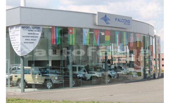 Buy Import Toyota Land Cruiser White Car in Import - Dubai in Marquesas Buy Import Toyota Land Cruiser White Car in Import - Dubai in Marquesas