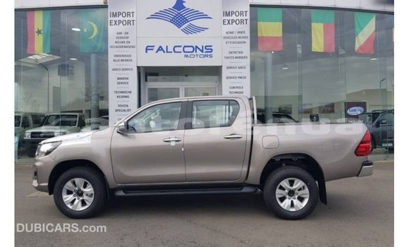 Buy Import Toyota Hilux Brown Car in Import - Dubai in Marquesas Buy Import Toyota Hilux Brown Car in Import - Dubai in Marquesas