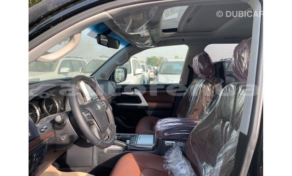 Buy Import Toyota Land Cruiser Black Car in Import - Dubai in Marquesas Buy Import Toyota Land Cruiser Black Car in Import - Dubai in Marquesas