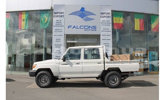 Buy Import Toyota Land Cruiser White Car in Import - Dubai in Marquesas Buy Import Toyota Land Cruiser White Car in Import - Dubai in Marquesas